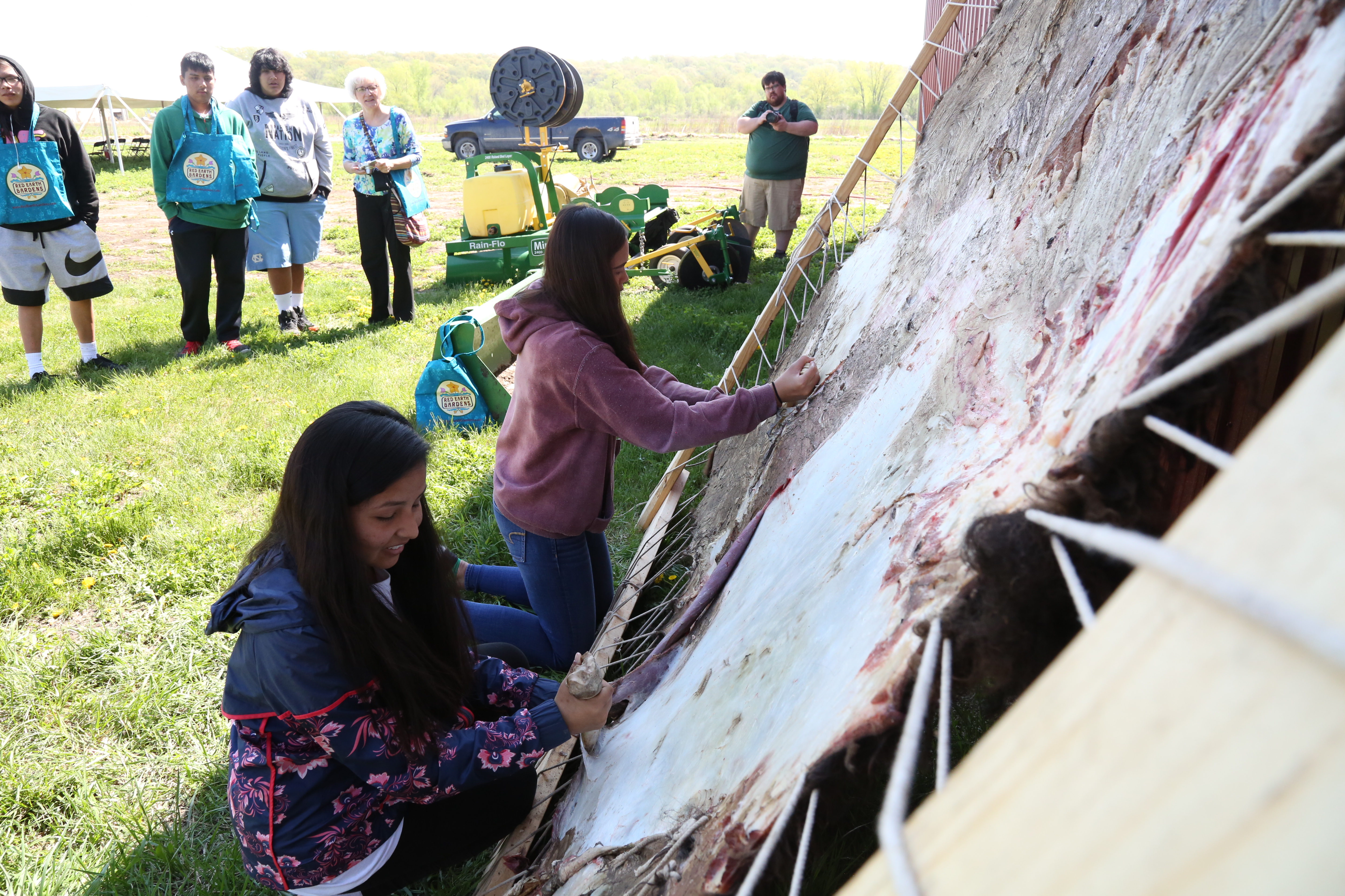 Buffalo_Hide_Scrapping